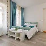Republicii Quiet Courtyard Apartment