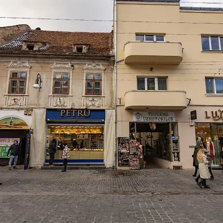 Republicii Quiet Courtyard * 브라쇼브