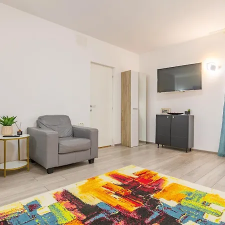 Republicii Quiet Courtyard 아파트 브라쇼브