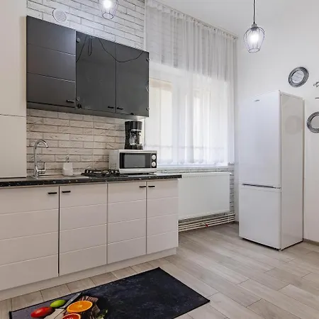 Republicii Quiet Courtyard 아파트