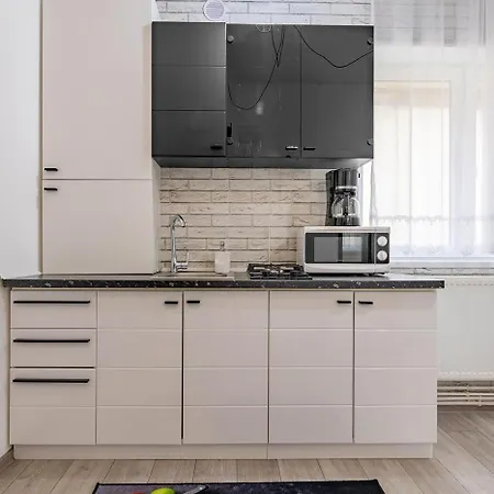 Republicii Quiet Courtyard *