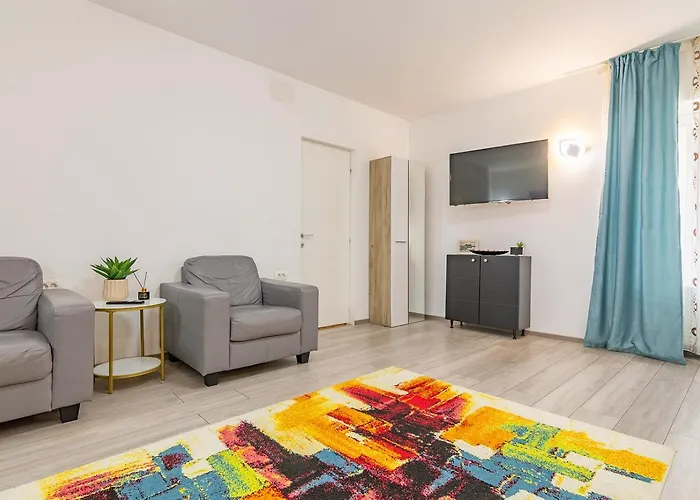 Republicii Quiet Courtyard Apartment Brasov