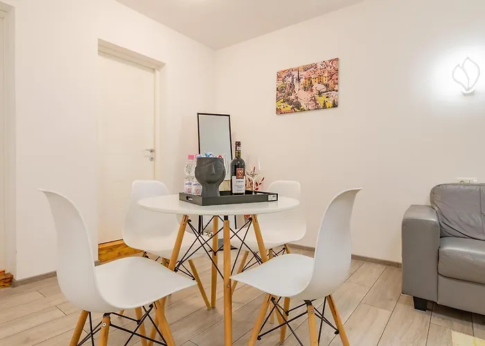 Apartment Republicii Quiet Courtyard Brasov