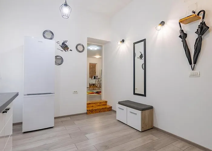 Republicii Quiet Courtyard