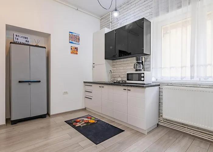 Apartment Republicii Quiet Courtyard Brasov